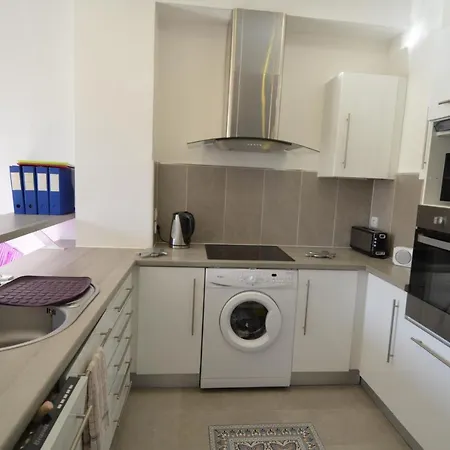 De Charme 5 Personnes Centre-ville De Διαμέρισμα
